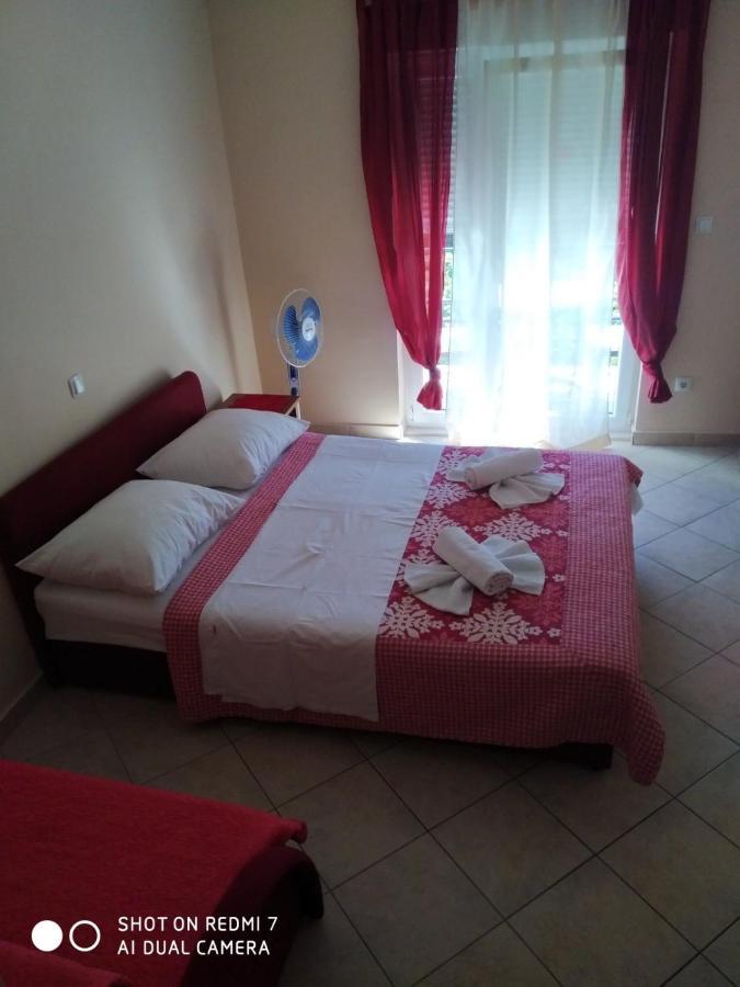 Apartmani Glavina ザオストログ エクステリア 写真