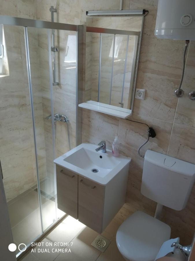 Apartmani Glavina ザオストログ エクステリア 写真