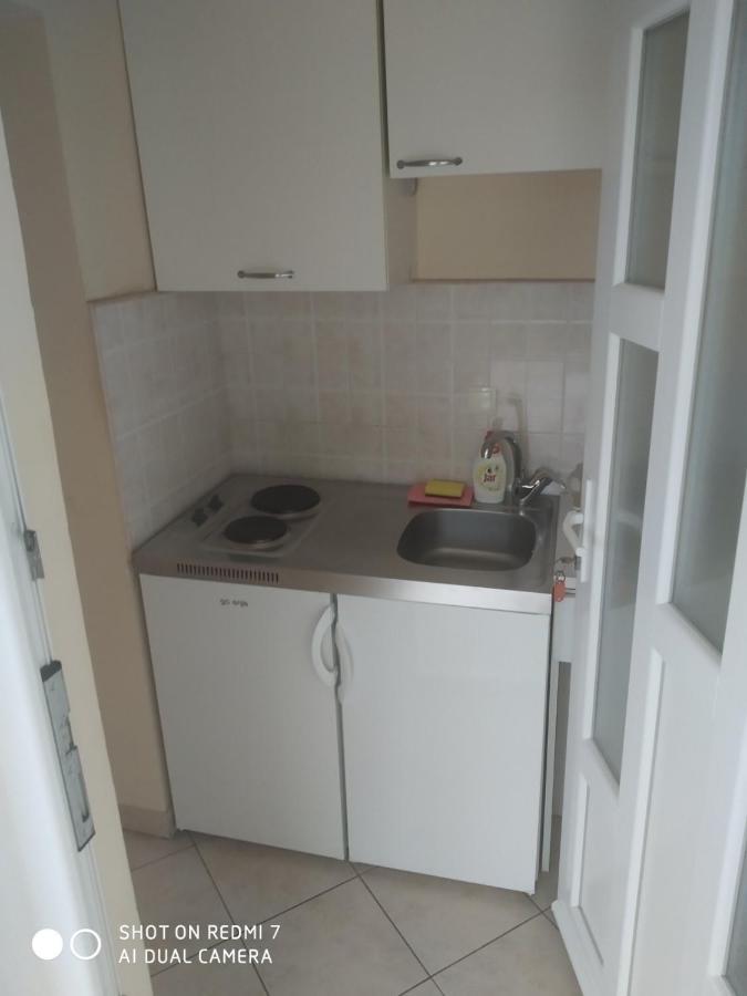 Apartmani Glavina ザオストログ エクステリア 写真