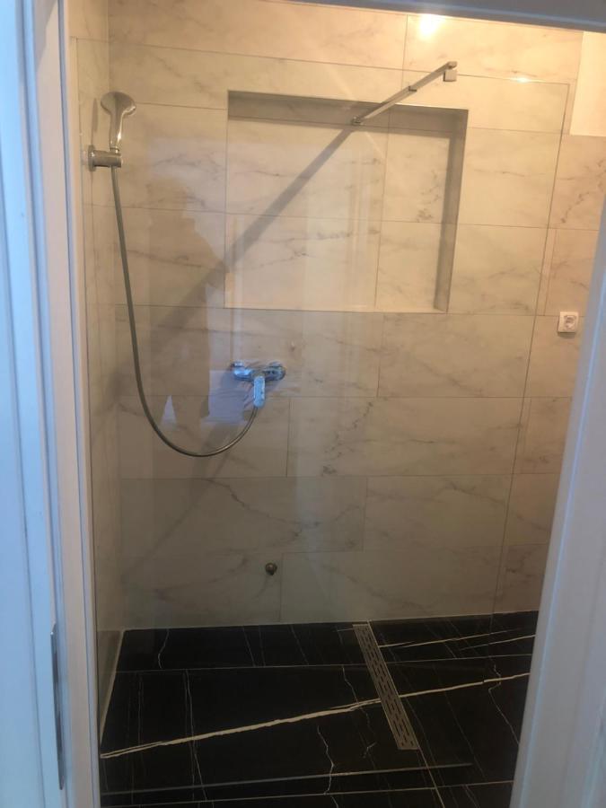 Apartmani Glavina ザオストログ エクステリア 写真